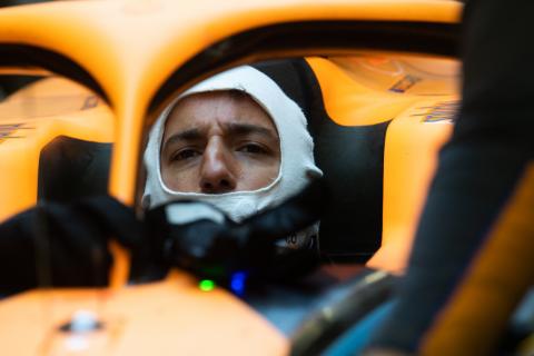 McLaren confident Ricciardo will be fit for F1 season-opener