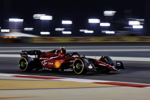 Sainz outpaces Verstappen on second day of Bahrain F1 test