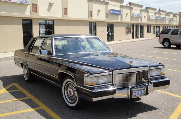 Cadillac – Brougham – 5.0 i V8 (173 bg) – Teknik Özellikler