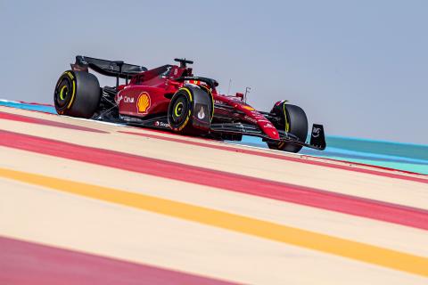 Ferrari still “outsiders” despite strong F1 tests – Binotto