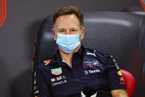 Horner explains stance on Mercedes' F1 car legality