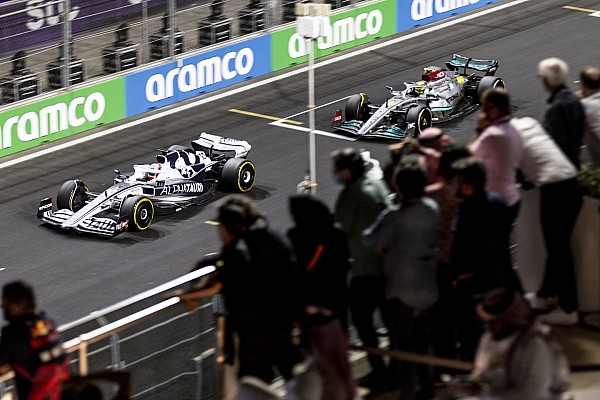 Mercedes: “Hamilton yavaş kaldı çünkü ayarlarda hata yaptık”