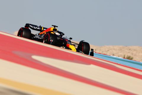 Verstappen outpaces Leclerc to stay on top in final practice