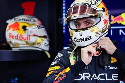 Verstappen signs new Red Bull F1 contract until 2028