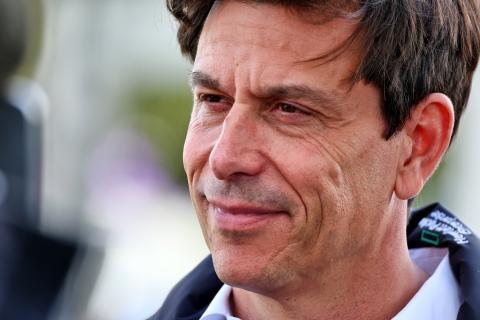 Why Wolff won’t “meddle” with Mercedes technical decisions despite tough 2022
