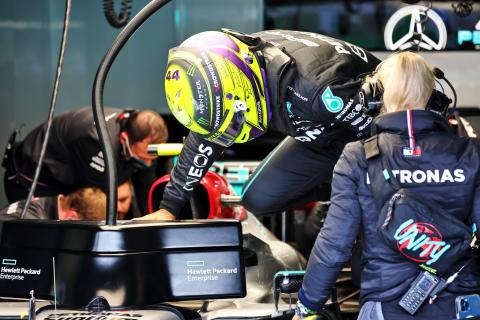 Hamilton endures nightmare as Verstappen takes sprint pole Hamilton endures nightmare as Verstappen takes sprint pole