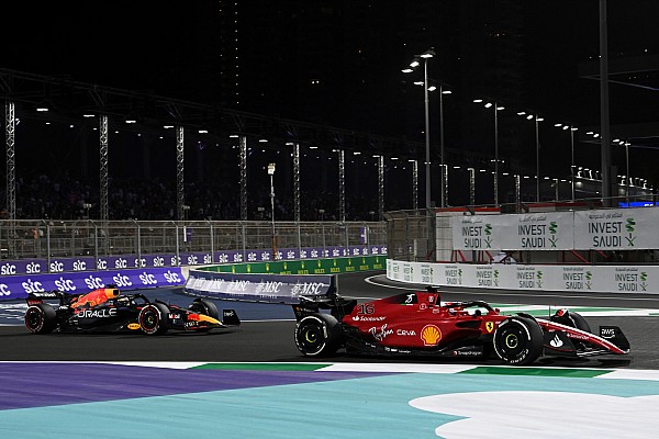 Coronel: “Verstappen, Ferrari ile mücadeleye hazırlıksız geldi”