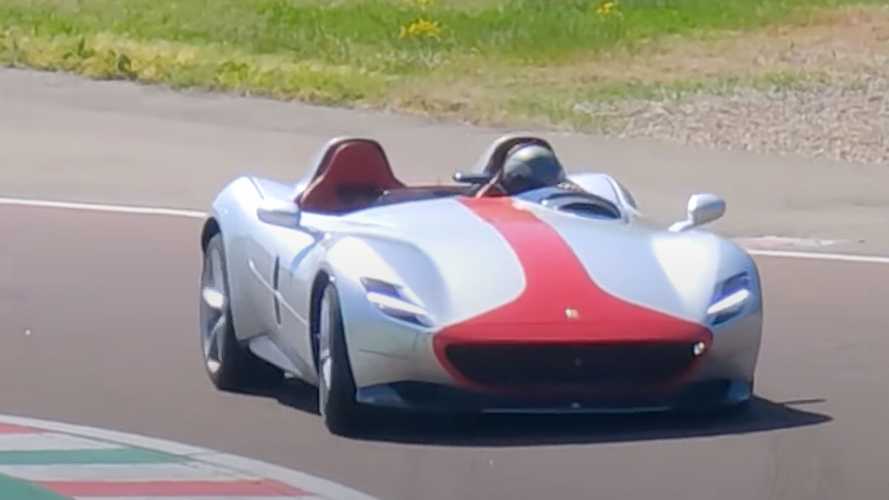 Nadir Ferrari Monza SP2, güçlü V12’si ile görüldü