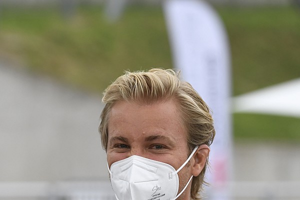 Rosberg: “Mercedes’te stresli durumlar baş göstermiş olabilir”