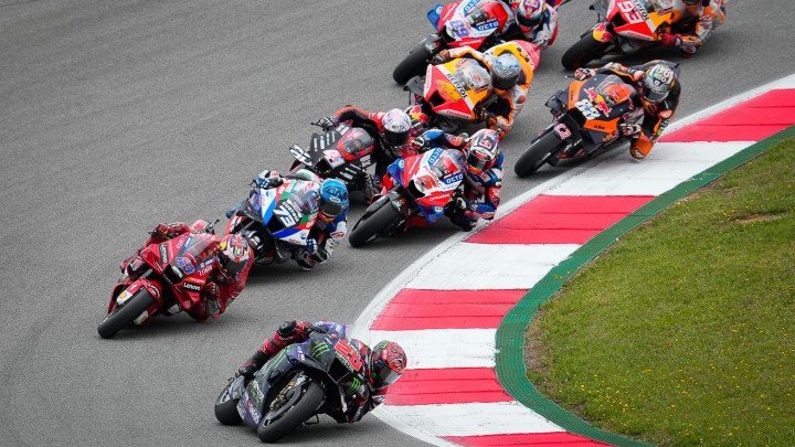2022 MotoGP Portekiz Yarış Tekrarı izle