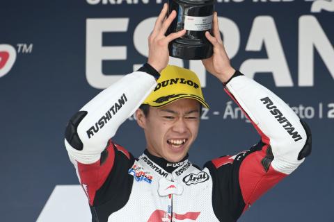 Spanish Moto2: Outstanding Ogura converts maiden pole to first win