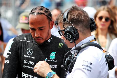 ‘It is your job’ – Hamilton puzzled by Merc strategy as frustrations continue