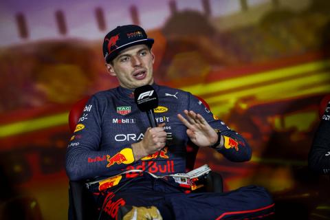 Verstappen and Sainz blame gust of wind for Turn 4 offs