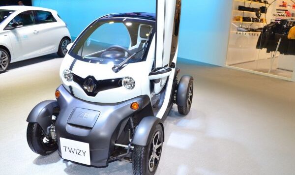 Renault – Twizy – 6.1 kWh (17 bg) – Teknik Özellikler
