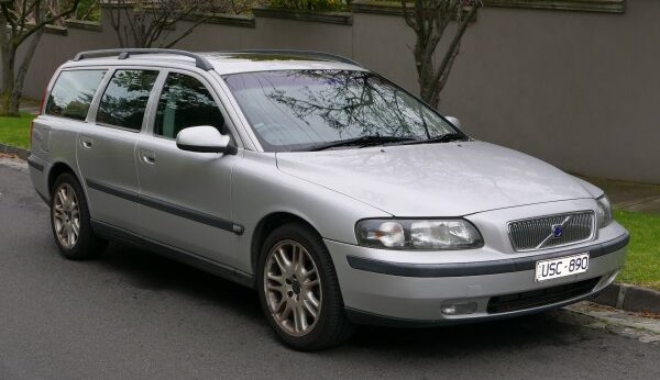 Volvo – V70 – 2.4 (170 bg) – Teknik Özellikler Volvo – V70 – 2.4 (170 bg) – Teknik Özellikler