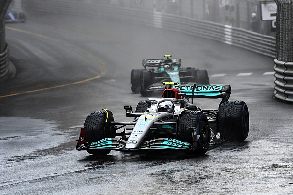 Hamilton: “Yağmur ilk başladığında yarışabilirdik”