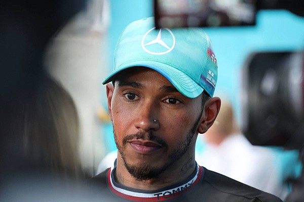 Mercedes, neden Hamilton’ın güvenlik aracı periyodunda pite girmediğini açıkladı