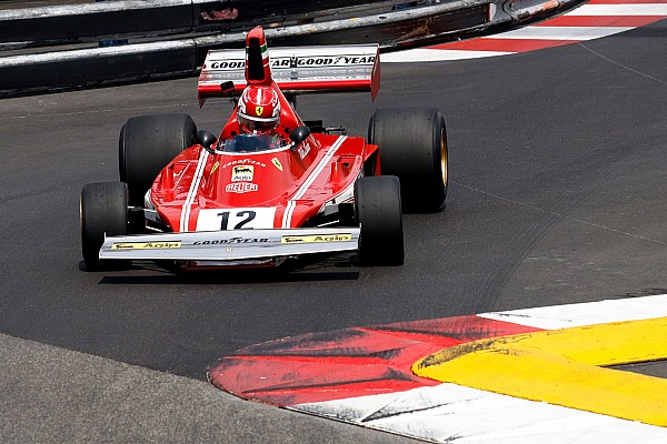 Sainz, klasik Formula 1 araçlarını kullanma riskini alıp almamak konusunda kararsız