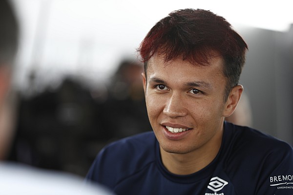 Albon: “Güncellemelerle Red Bull konseptine geçiş yaptık”