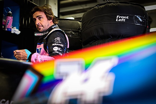 Alonso, Le Mans için Ferrari ile mi görüşüyor?