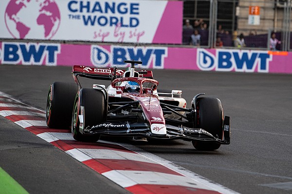 Bottas, Bakü’deki tempo eksiliğinin arkasında “temel bir sorun” olduğundan şüpheleniyor