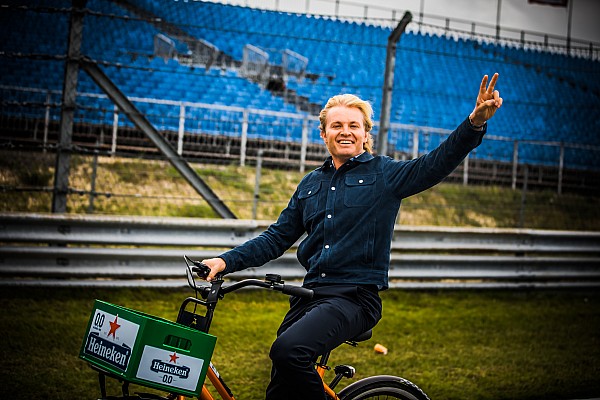 Rosberg, Tesla çekilişi düzenleyerek Ukrayna’ya yardımcı olacak Rosberg, Tesla çekilişi düzenleyerek Ukrayna’ya yardımcı olacak