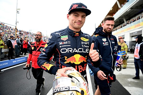 Verstappen, galibiyet için Sainz’la çekişmeyi bekliyor