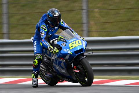 Suzuki MotoGP test rider Sylvain Guintoli flirts with idea of WorldSBK return