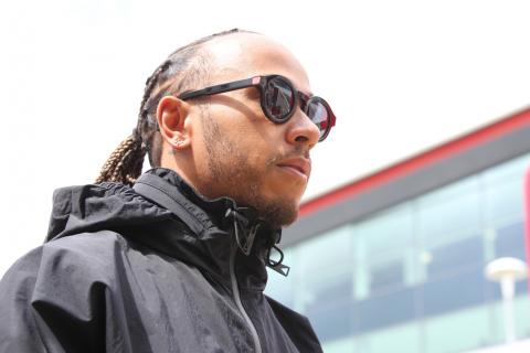 Hamilton warns Red Bull and Ferrari: “I’ll be aggressive…”