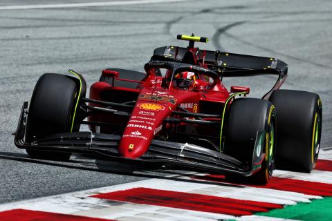 Sainz leads Ferrari 1-2 in final practice before Austria sprint