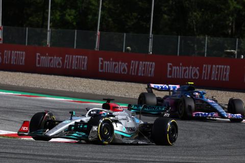 Seven F1 drivers cleared by stewards over formation lap messages