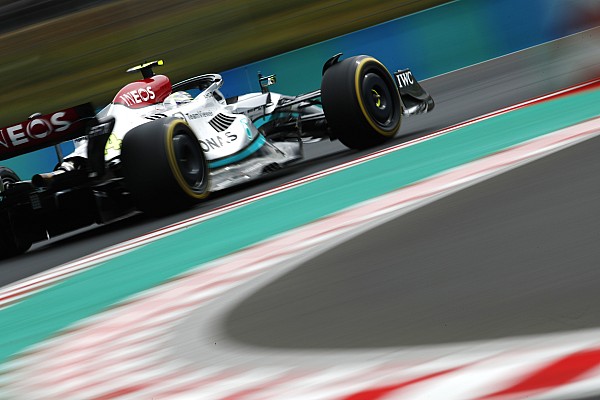Hamilton: “Artık Ferrari’lerle mücadele edebiliyoruz”