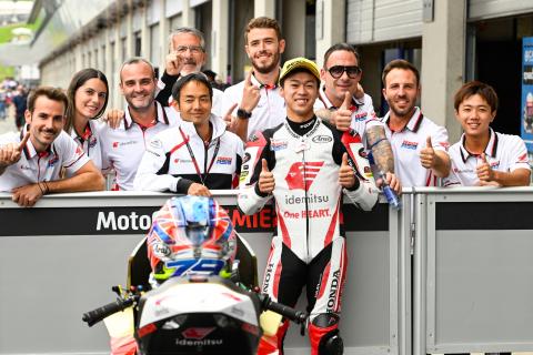 Austria Moto2: Ogura keeps Chantra at bay for victory as Vietti tumbles