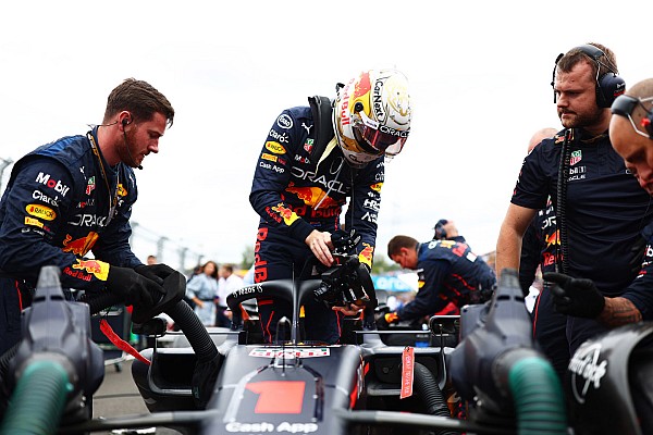 Verstappen: “Başkaları için kendimi değiştirmeyeceğim”