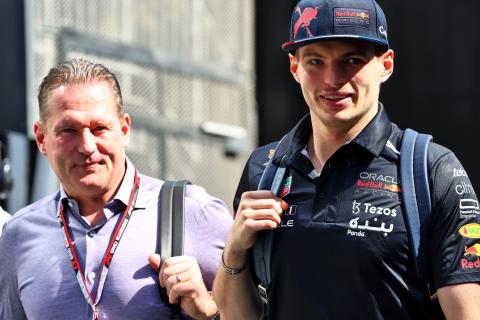 Verstappen’s father taunts: “You would think Mercedes learned from Abu Dhabi”