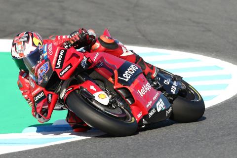 Miller dominates to take victory in Motegi as Bagnaia crashes out on final lap