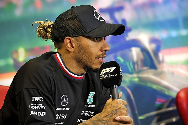 Hamilton: “Ricciardo Mercedes yedek pilotu olmak için ‘fazla yetenekli'”