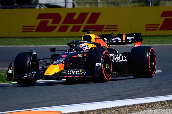 Hollanda GP: Verstappen, Ferrari pilotlarının önünde pole pozisyonunu kazandı!