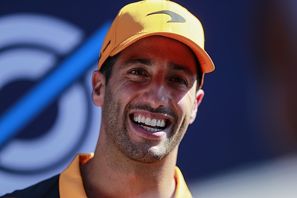 McLaren, Piastri konusunda Ricciardo’ya karşı tamamen açık konuştukları konusunda ısrarcı