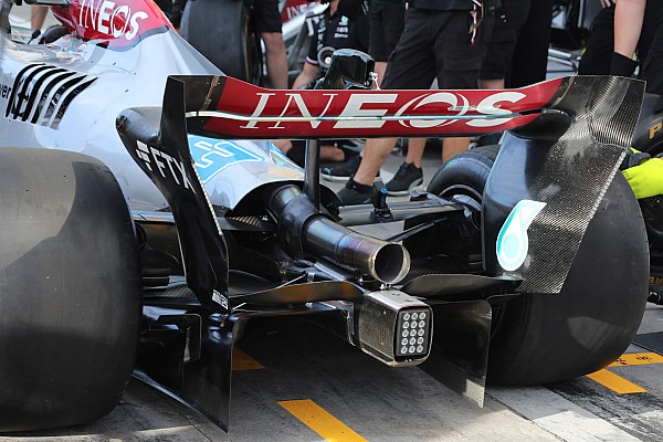 Mercedes Monza’ya düz bir arka kanatla geldi, kiriş kanatlardan biri atıldı