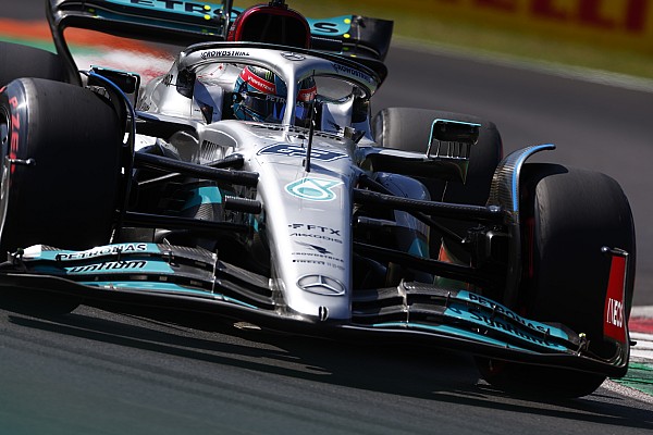 Russell: “Mercedes, 2023 için mevcut sidepod tasarımından vazgeçmedi” Russell: “Mercedes, 2023 için mevcut sidepod tasarımından vazgeçmedi”