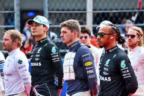 The excruciating silence between Hamilton and Verstappen in the cool down room