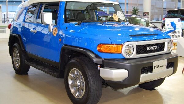 Toyota – FJ Cruiser – 4.0 V6 (272 bg) 4WD Automatic – Teknik Özellikler