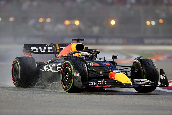 Hakkinen: “Red Bull’un Singapur Yarış sıralama turlarında yaptığı hata utanç vericiydi”
