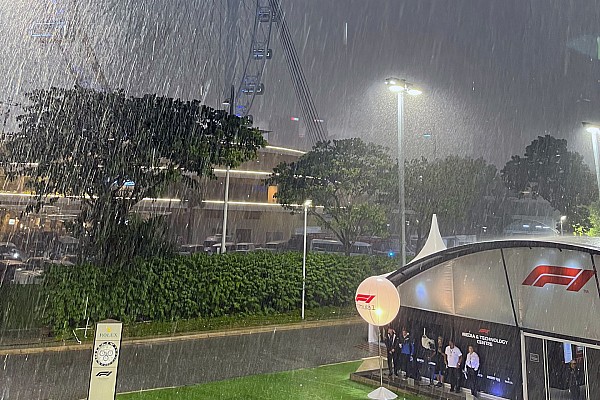 Singapur GP’nin startı, kötü hava şartları nedeniyle ertelendi!