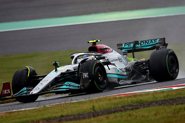 Mercedes: “Hamilton bütün takımı motive ediyor”