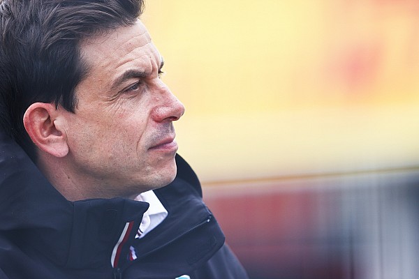 Wolff, 2020’de takımdan ayrılmak üzerine bir “iç çatışma” yaşamış