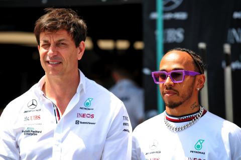 Hamilton on relationship with Wolff: “Tough negotiations, emotional, family”