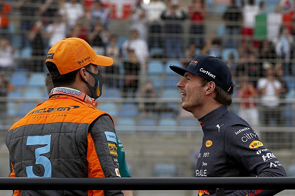 Verstappen: “Ricciardo, Red Bull’dan hiç ayrılmamalıydı”