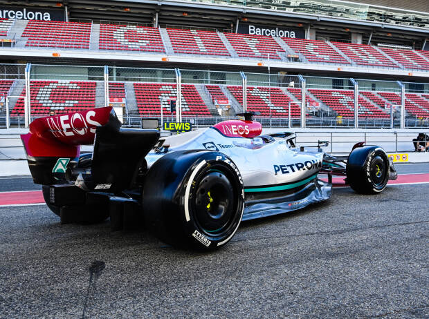 Als erstes Formel-1-Team: Mercedes feuert neuen W14 für 2023 an